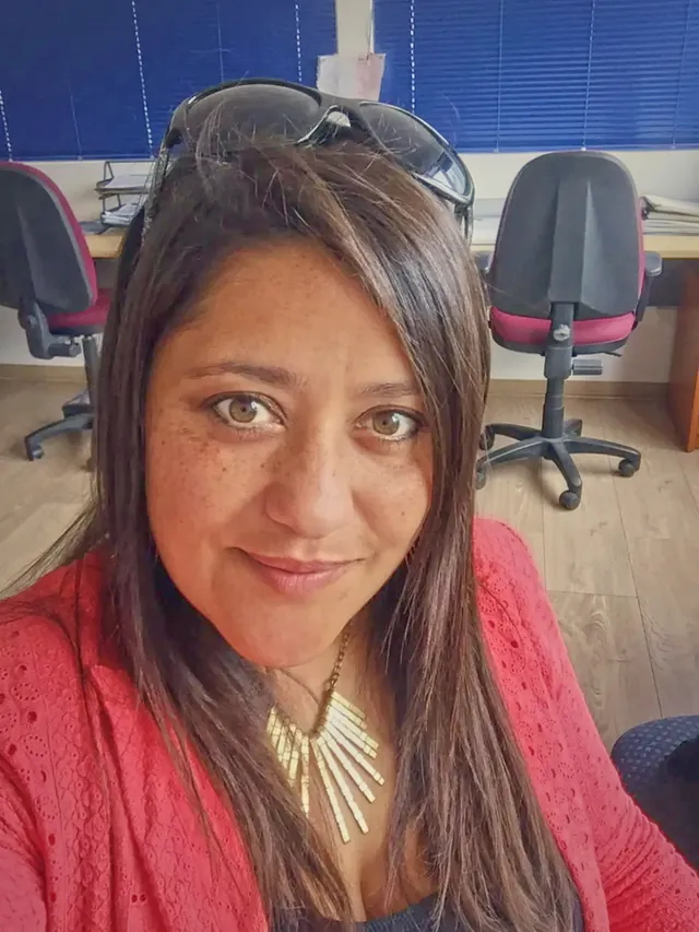Alicia Guevara sonriendo